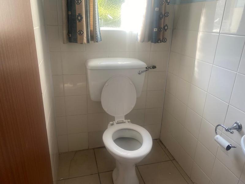 To Let 1 Bedroom Property for Rent in Queenstown Eastern Cape